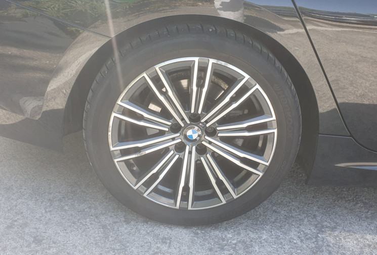 BMW Série 3 TOURING (G21) 318dA 150 M-SPORT * TOIT OUVRANT * CAM 360 * CARPLAY sans fil + induction