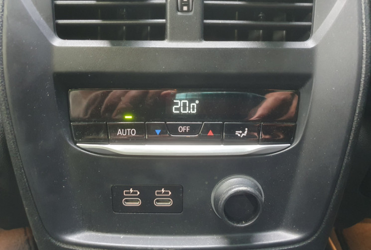 BMW Série 3 TOURING (G21) 318dA 150 M-SPORT * TOIT OUVRANT * CAM 360 * CARPLAY sans fil + induction