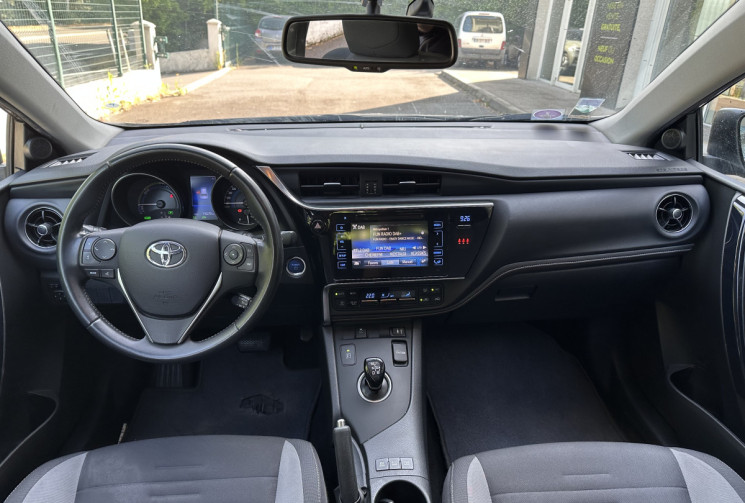 Toyota AURIS 1.8 VVTi 136h HSD DESIGN * FULL HISTORIQUE * CT OK * GARANTIE 6 MOIS