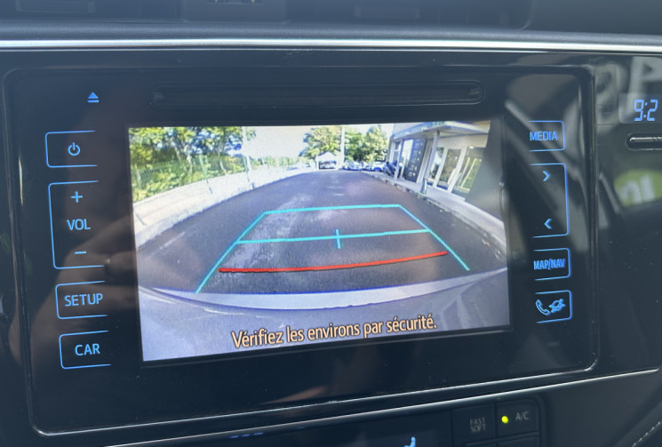 Toyota AURIS 1.8 VVTi 136h HSD DESIGN * FULL HISTORIQUE * CT OK * GARANTIE 6 MOIS