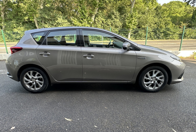 Toyota AURIS 1.8 VVTi 136h HSD DESIGN * FULL HISTORIQUE * CT OK * GARANTIE 6 MOIS
