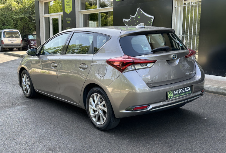 Toyota AURIS 1.8 VVTi 136h HSD DESIGN * FULL HISTORIQUE * CT OK * GARANTIE 6 MOIS