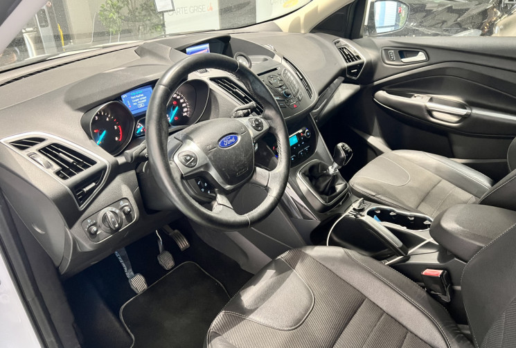 Ford Kuga TITANIUM TDCi 140 ch 4x2