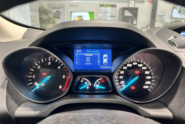 Ford Kuga TITANIUM TDCi 140 ch 4x2