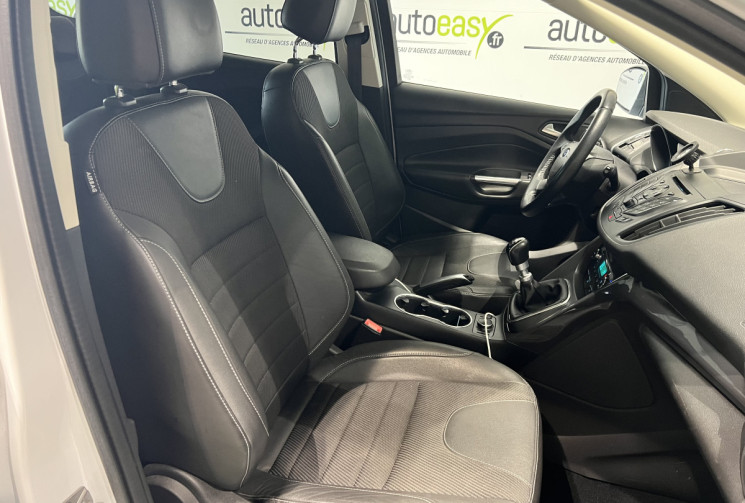 Ford Kuga TITANIUM TDCi 140 ch 4x2