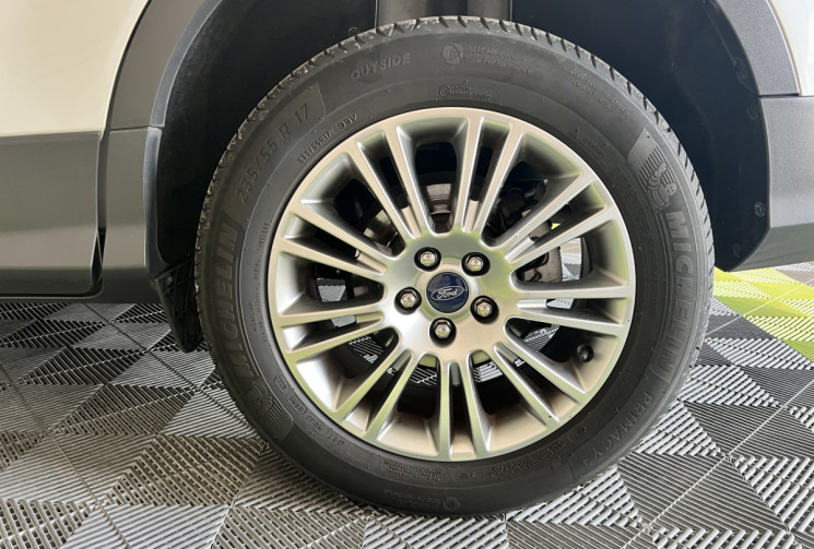 Ford Kuga TITANIUM TDCi 140 ch 4x2