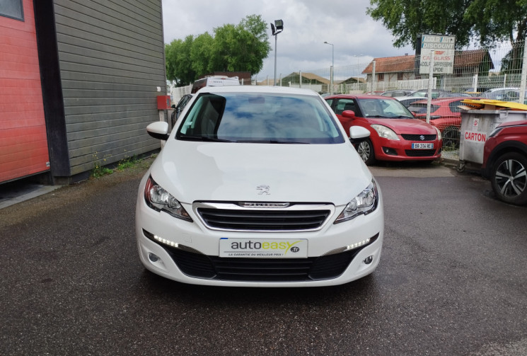 Peugeot 308 1.6 BlueHDi 100 S&S Style BVM5 / Historique complet