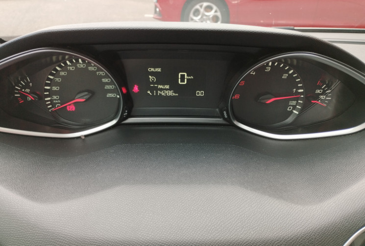 Peugeot 308 1.6 BlueHDi 100 S&S Style BVM5 / Historique complet