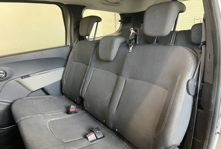 Dacia Lodgy  I (J92) 1.2 TCe 115ch Prestige 7 places + Attelage 
