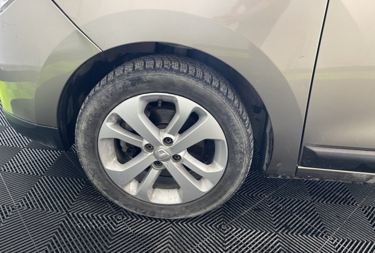 Dacia Lodgy  I (J92) 1.2 TCe 115ch Prestige 7 places + Attelage 