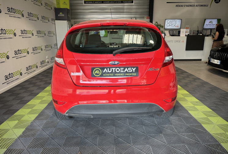 Ford Fiesta 1.2 82 CH CLIM/ DISTRIBUTION OK