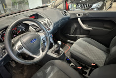 Ford Fiesta 1.2 82 CH CLIM/ DISTRIBUTION OK