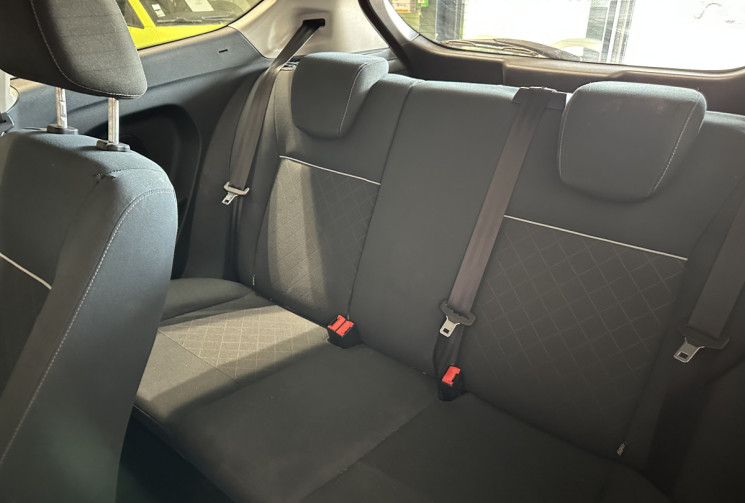 Ford Fiesta 1.2 82 CH CLIM/ DISTRIBUTION OK