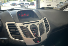 Ford Fiesta 1.2 82 CH CLIM/ DISTRIBUTION OK