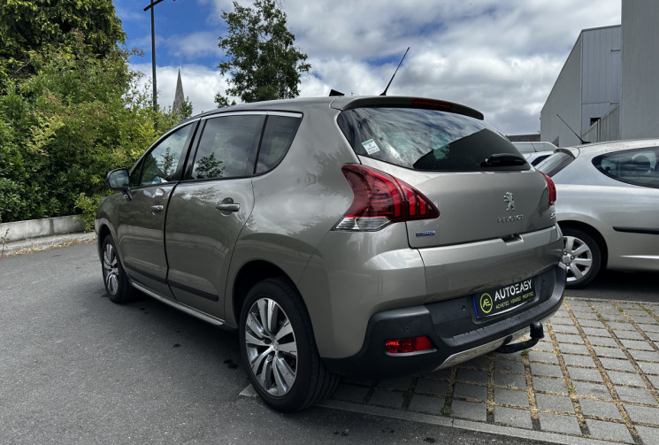Peugeot 3008 1.6 BlueHDI 120ch Allure Toit panoramique