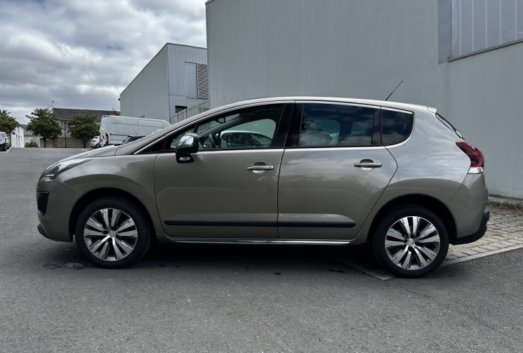 Peugeot 3008 1.6 BlueHDI 120ch Allure Toit panoramique