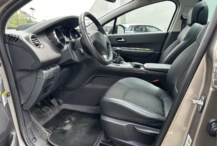Peugeot 3008 1.6 BlueHDI 120ch Allure Toit panoramique