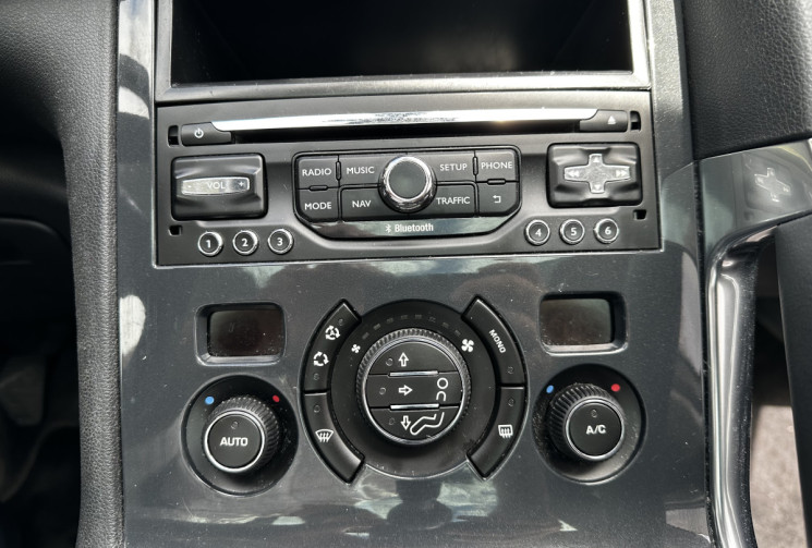 Peugeot 3008 1.6 BlueHDI 120ch Allure Toit panoramique