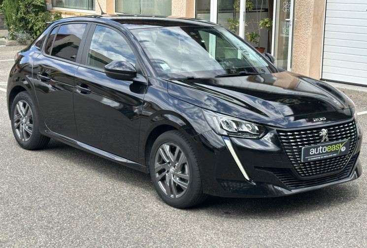 Peugeot 208 1.2 PureTech 100ch Style 118g / Entretien Peugeot / Première main / Rien à prévoir
