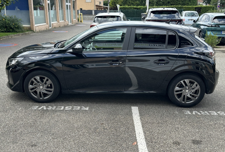 Peugeot 208 1.2 PureTech 100ch Style 118g / Entretien Peugeot / Première main / Rien à prévoir