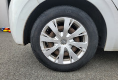 Peugeot 208 Phase 2 5 Portes 1.2 VTi 12V 82 cv