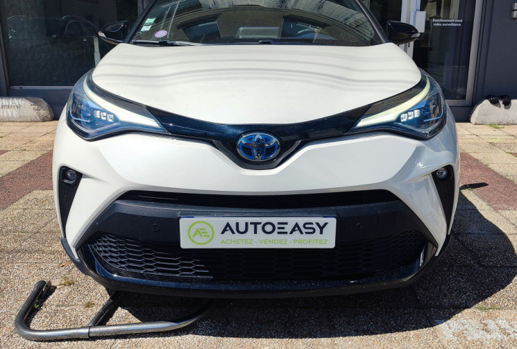 Toyota C-HR 122h GRAPHIC 2WD E-CVT MY22