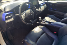 Toyota C-HR 122h GRAPHIC 2WD E-CVT MY22