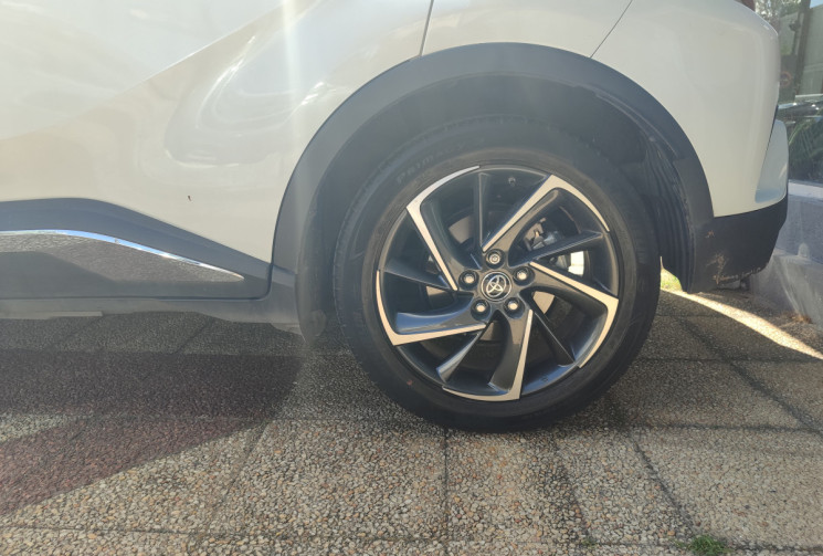 Toyota C-HR 122h GRAPHIC 2WD E-CVT MY22