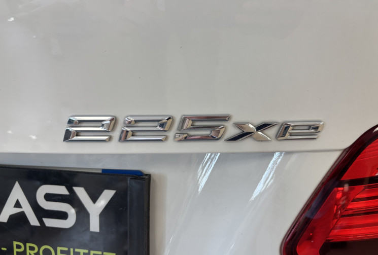 BMW Série 2 ACTIVE TOURER 225XE 1.5 i  225 HYBRID 4x4 136  SPORT