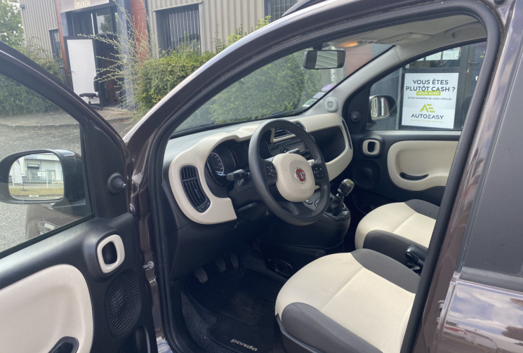 FIAT Panda 1.2 69 LOUNGE / City Park / Bluetooth