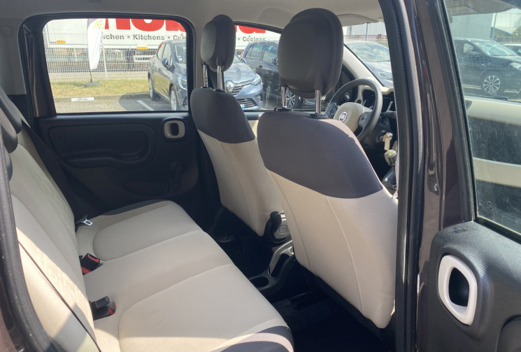 FIAT Panda 1.2 69 LOUNGE / City Park / Bluetooth