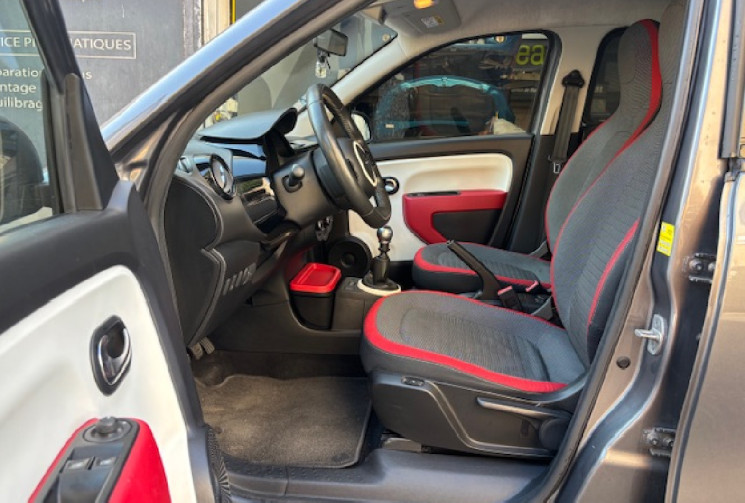 Renault Twingo III 0.9 TCe S&S 90 cv INTENS / SIEGE CHAUFFANT / JANTE ALU / CLIM 