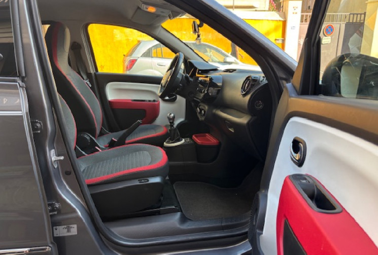 Renault Twingo III 0.9 TCe S&S 90 cv INTENS / SIEGE CHAUFFANT / JANTE ALU / CLIM 
