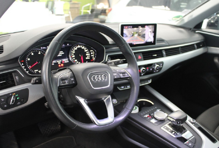 Audi A4 Avant 2.0 190 CV BUSINESS Entretien AUDI 