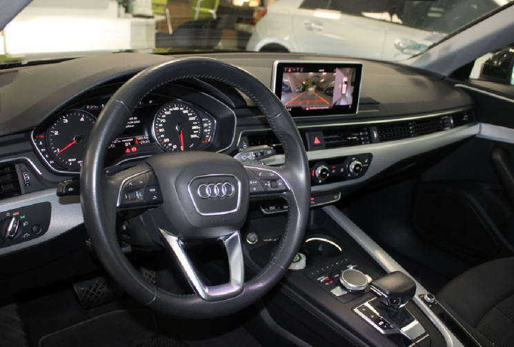 Audi A4 Avant 2.0 190 CV BUSINESS Entretien AUDI 
