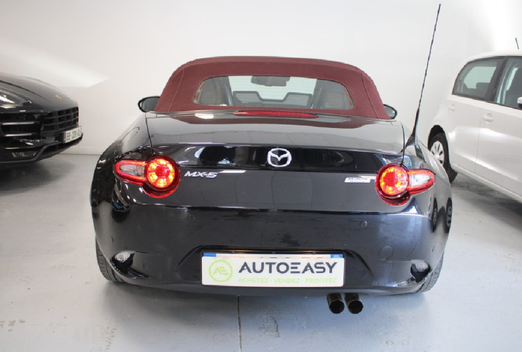 Mazda MX-5 131 cv Sky Activ ELEGANCE BOSE 