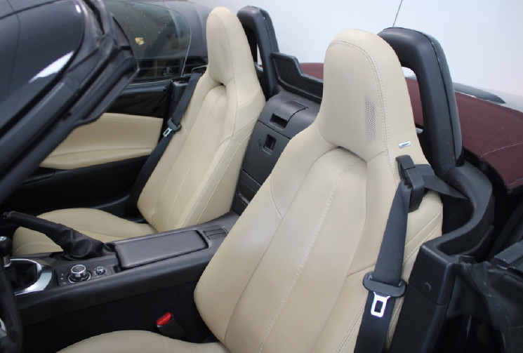 Mazda MX-5 131 cv Sky Activ ELEGANCE BOSE 