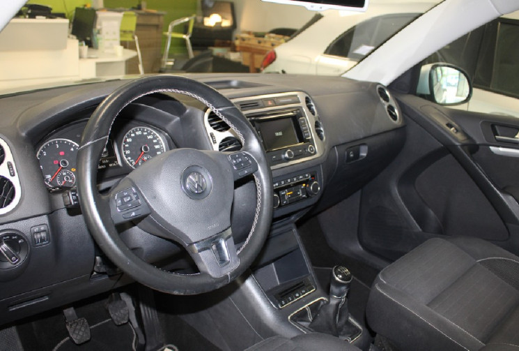 Volkswagen Tiguan 110 cv edition CUP ( TOIT OUVRANT) 