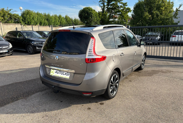 Renault GRAND SCENIC 1.6 dCi / 130 CH / Bose / 7 PLACES