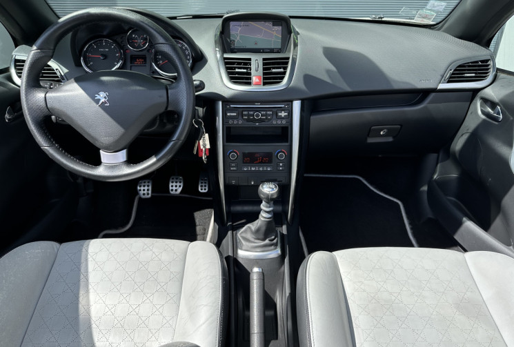 Peugeot 207 CC 1.6 HDi 112 cv ROLAND GARROS 