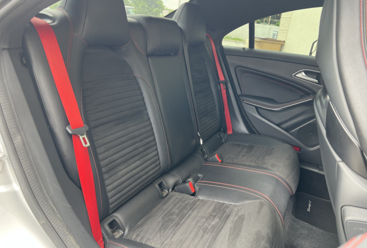 Mercedes CLA 45 AMG 2.0 i Turbo 4MATIC 7G-DCT 360CH EDITION ONE