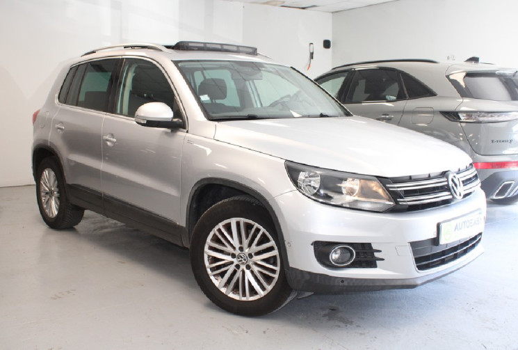 Volkswagen Tiguan 110 cv edition CUP ( TOIT OUVRANT) 