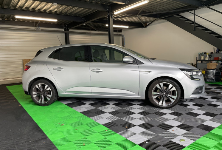 Renault Megane 1.5 Blue dCi 115ch Intens (caméra de recul)