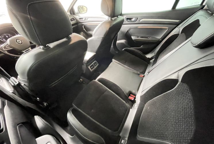 Renault Megane 1.5 Blue dCi 115ch Intens (caméra de recul)