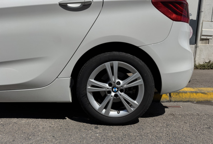 BMW SERIE 2 ACTIVETOURER Lounge (F45) 218i 1.5 i 12V 136 cv Origine France 1er main 