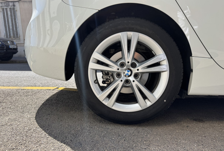 BMW SERIE 2 ACTIVETOURER Lounge (F45) 218i 1.5 i 12V 136 cv Origine France 1er main 