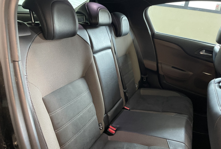 DS DS 4 Crossback BlueHDi 120 Sport Chic S&S EAT6