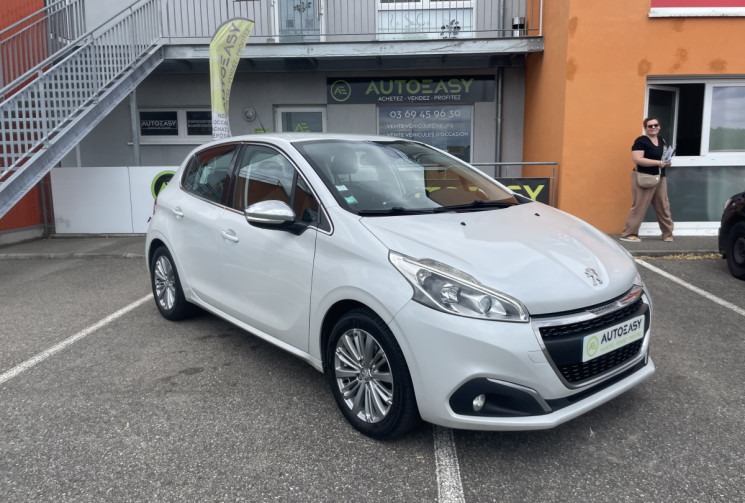 Peugeot 208 1.6 BlueHDi 100ch Allure
