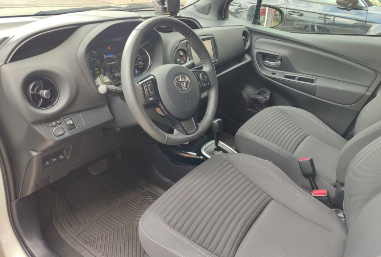 Toyota Yaris 3 Phase 3 / 1.5 VVTi 100 Ch / COLLECTION /GARANTIE TOYOTA JUSQU'EN 2027