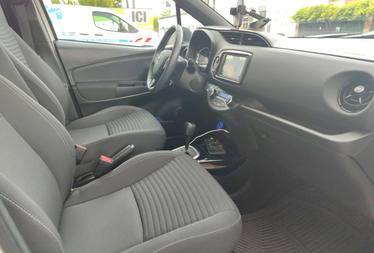 Toyota Yaris 3 Phase 3 / 1.5 VVTi 100 Ch / COLLECTION /GARANTIE TOYOTA JUSQU'EN 2027